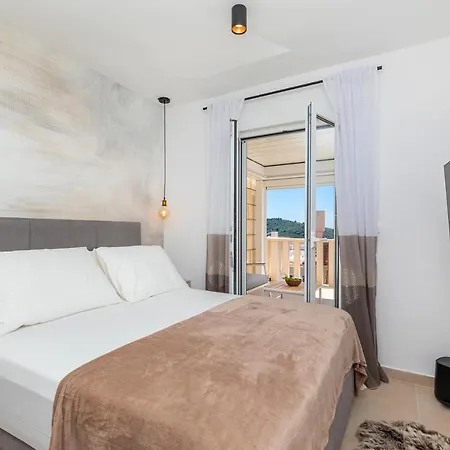 4 Star شقة دوبروفينك