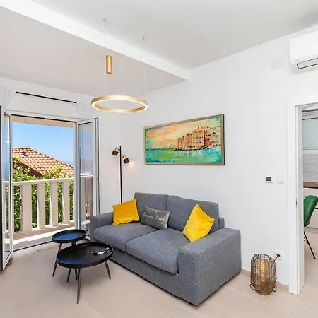 شقة 4 Star دوبروفينك